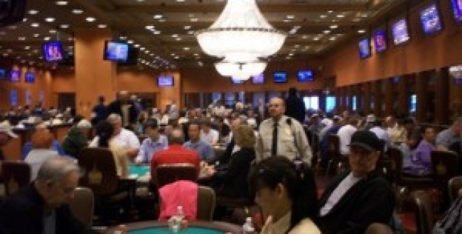Taj poker