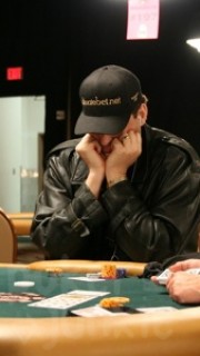 how to play 7 card stud