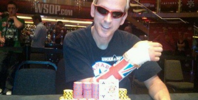 Phil Laak Wins Bracelet 400x300