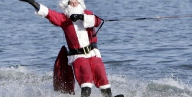 Santa Water Skiing 400x300