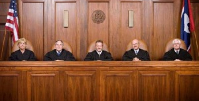 supremecourtphoto 2006 300x240